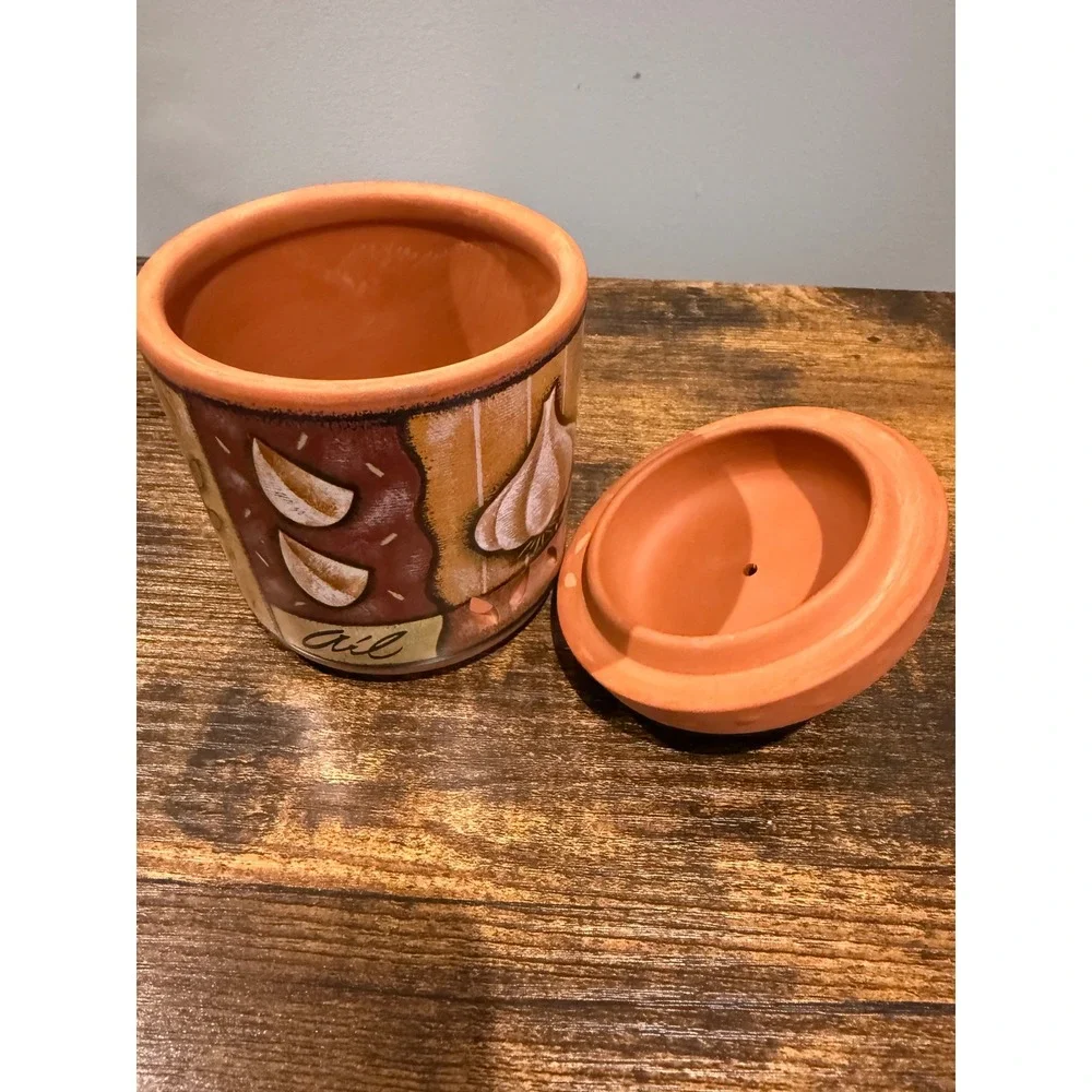 Terracotta Garlic Keeper Jar Hand Painted Rustic‎ Ceramic Storage Crock with Lid